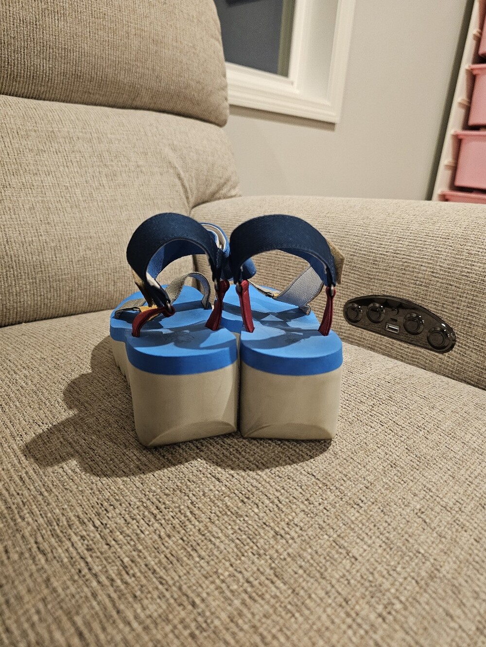 Fly London Yefa Wedge Sandals - Picture 5 of 7